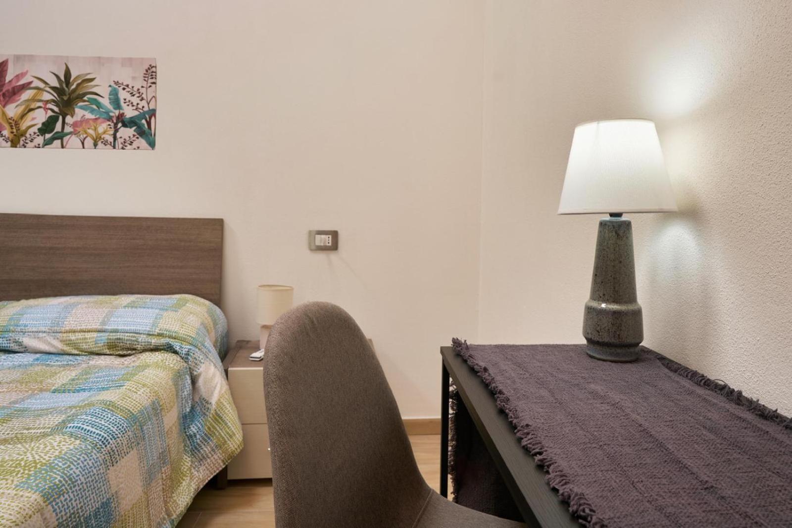 Casa Antonella Al Centro Di Cabras Apartman Kültér fotó