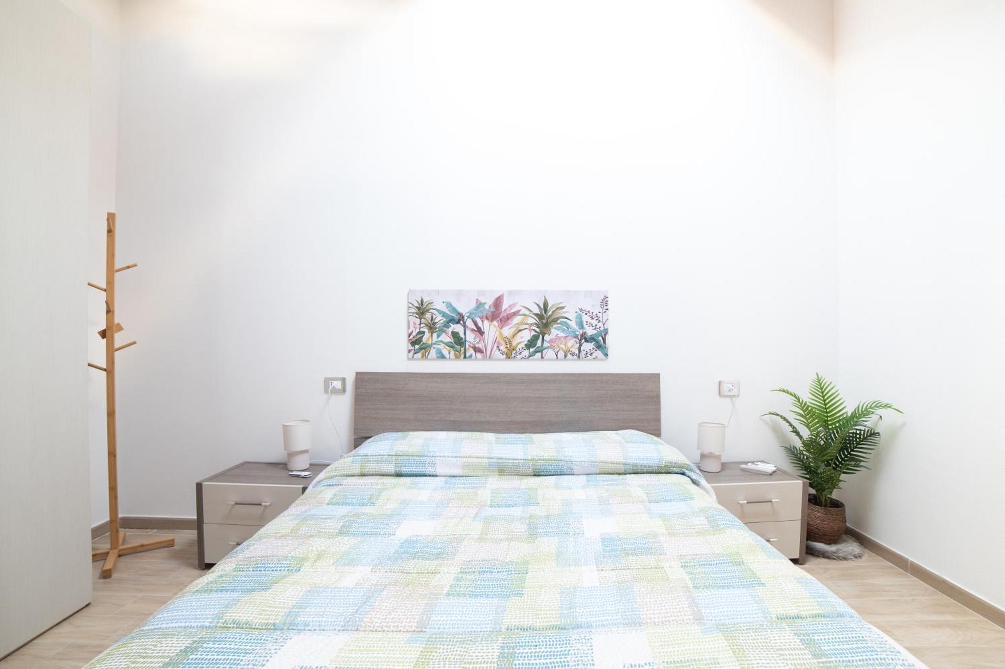 Casa Antonella Al Centro Di Cabras Apartman Kültér fotó